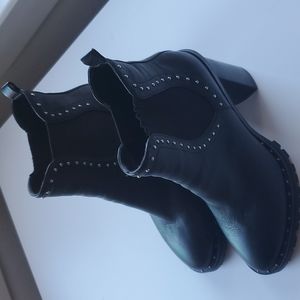 NWOT Rebecca Minkoff black leather boots